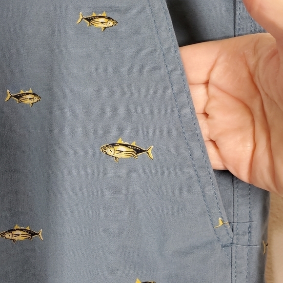 MAGELLAN OUTDOORS SET OF 2 FISHING MOTIF SHORTS - Picture 14 of 15